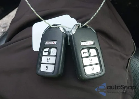 2017 Honda Civic Touring из США, поврежденный, VIN 2HGFC1F95HH638797